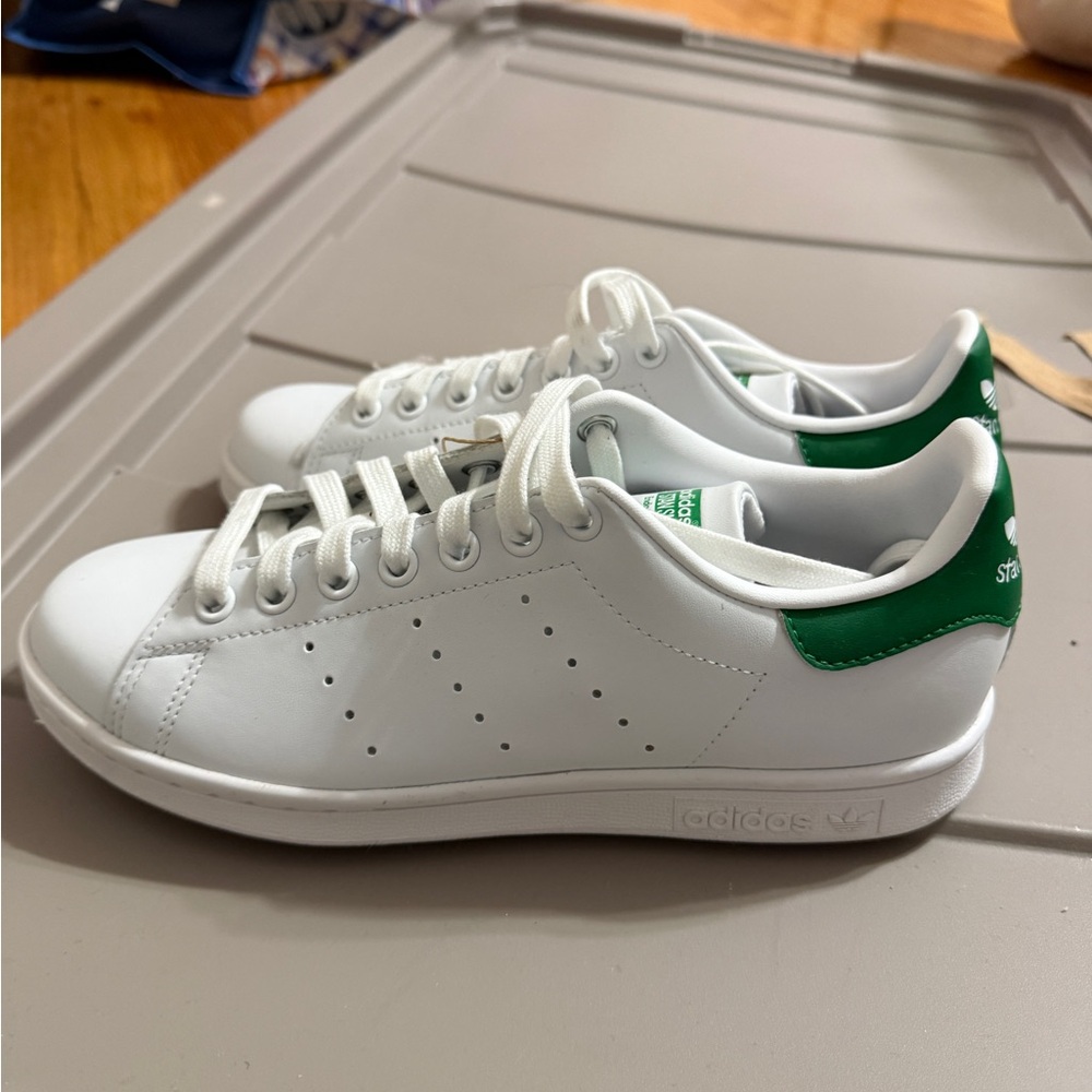 Adidas Classic White and Green Shoes